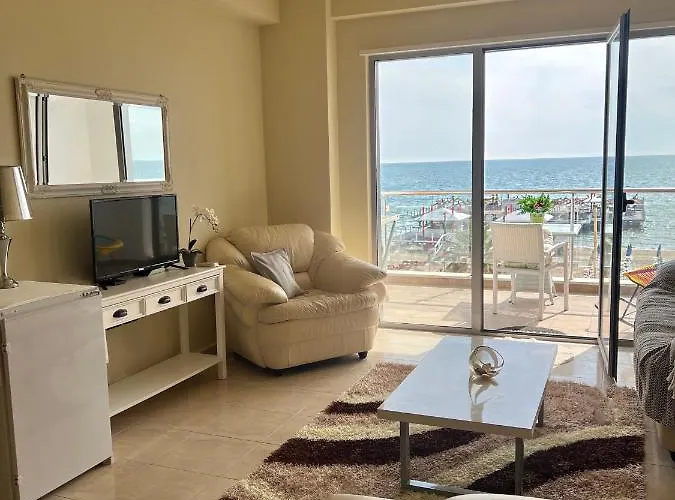 Sea View Apartament *
